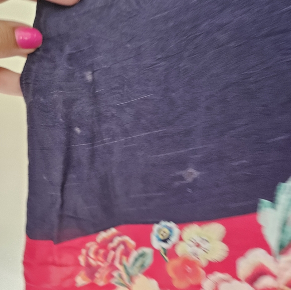 Johnny Was vneck floral tunic - Picture 6 of 11